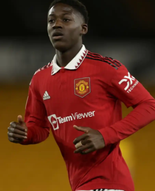 那不勒斯有意引援曼联小将梅努，转会前景受曼联态度左右